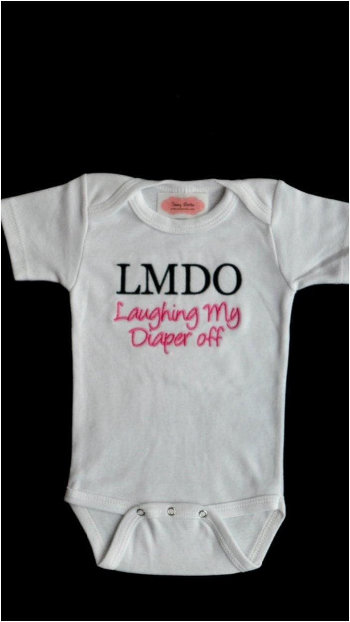 45-funny-baby-onesies-with-cute-and-clever-sayings