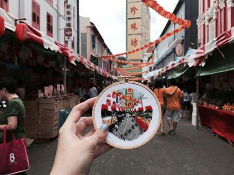 SINGAPORE-china-town Instead Of Pictures, This Artist Makes Embroideries Of Her Travels