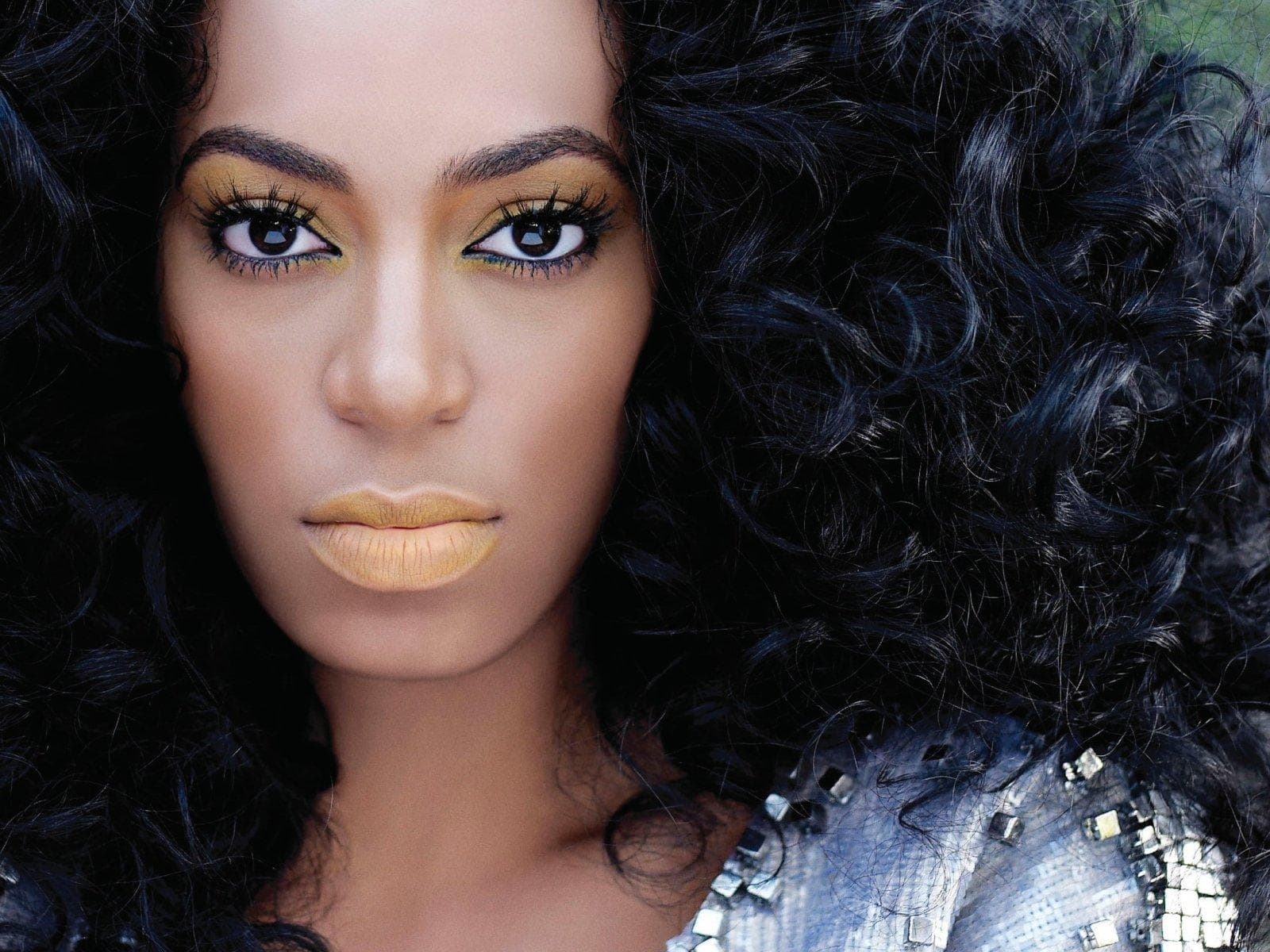 Solange Knowles' Blonde Hair: Fans React to the Bold Change - wide 2