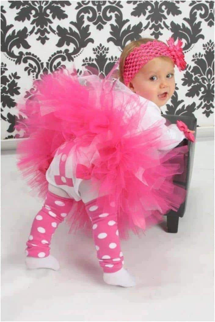 22 Fun Ideas For Your Baby Girl's First Birthday Photo Shoot