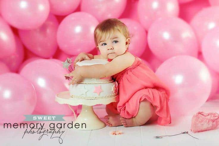 22 Fun Ideas For Your Baby Girl's First Birthday Photo Shoot