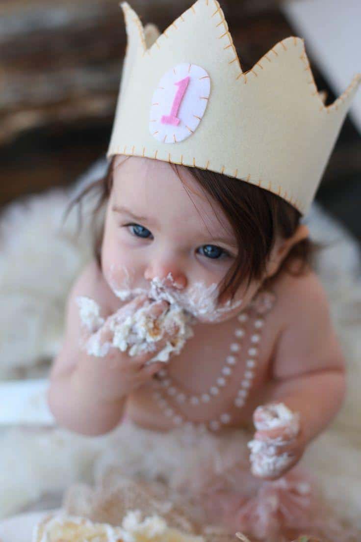 22-fun-ideas-for-your-baby-girl-s-first-birthday-photo-shoot