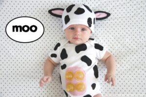simple-DIY-baby-cow-costume-with-an-udder-71