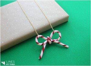 candy-cane-bow-necklace-or-o