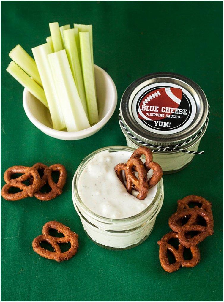 Buffalo Wing Pretzels And Blue Cheese Dip