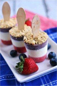 BOOZY RED, WHITE, AND BLUEBERRY CHEESECAKE POPSICLES