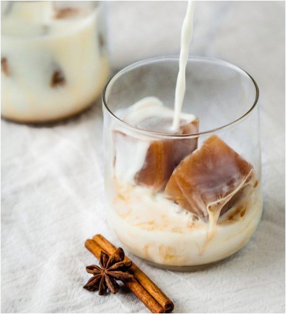 Chilled Milk with Chai Tea Ice Cubes