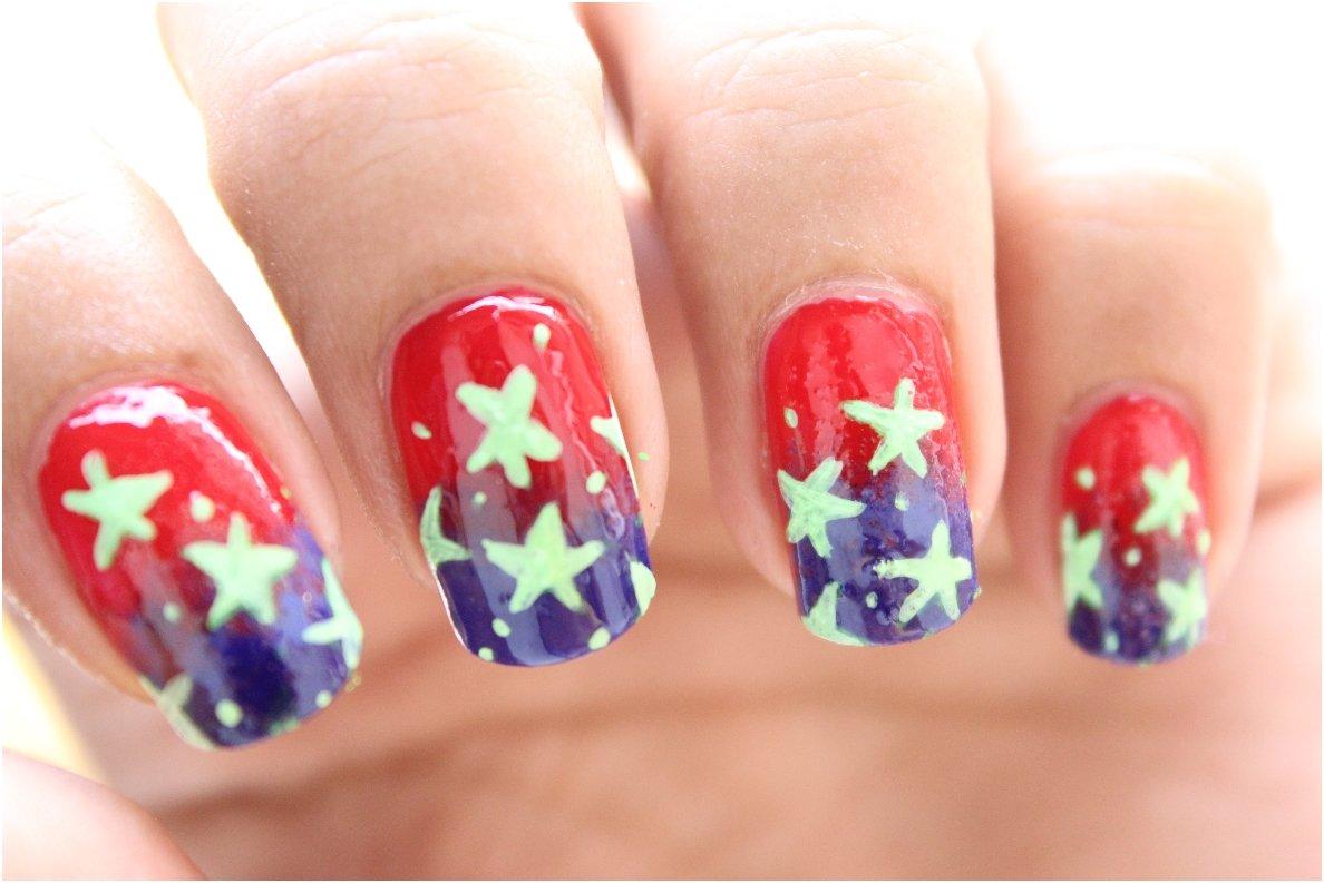 Ombre-Gradient Patriotic Nails