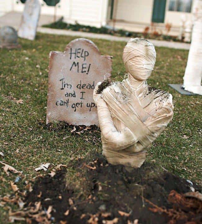 DIY Halloween Graveyard