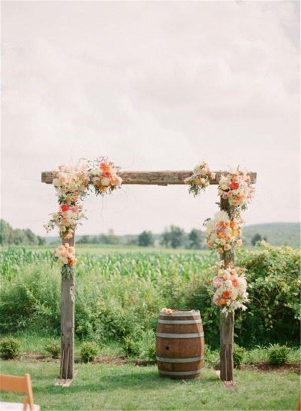 18 Wedding Arch Decoration Ideas With Flowers and Love