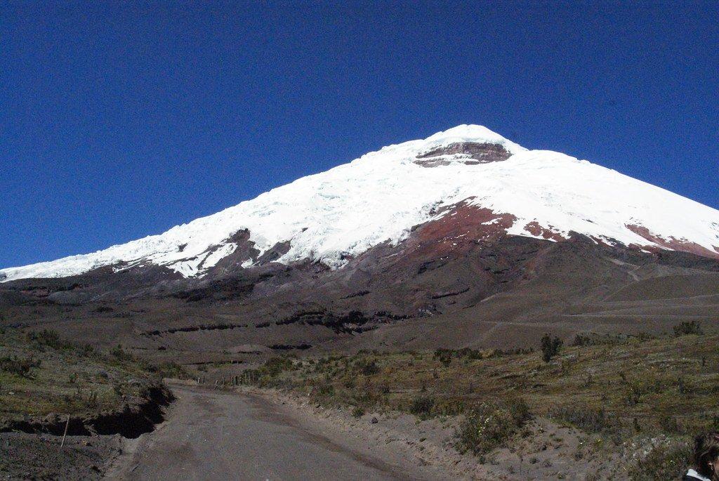 What are the best tourist attractions to visit in Ecuador