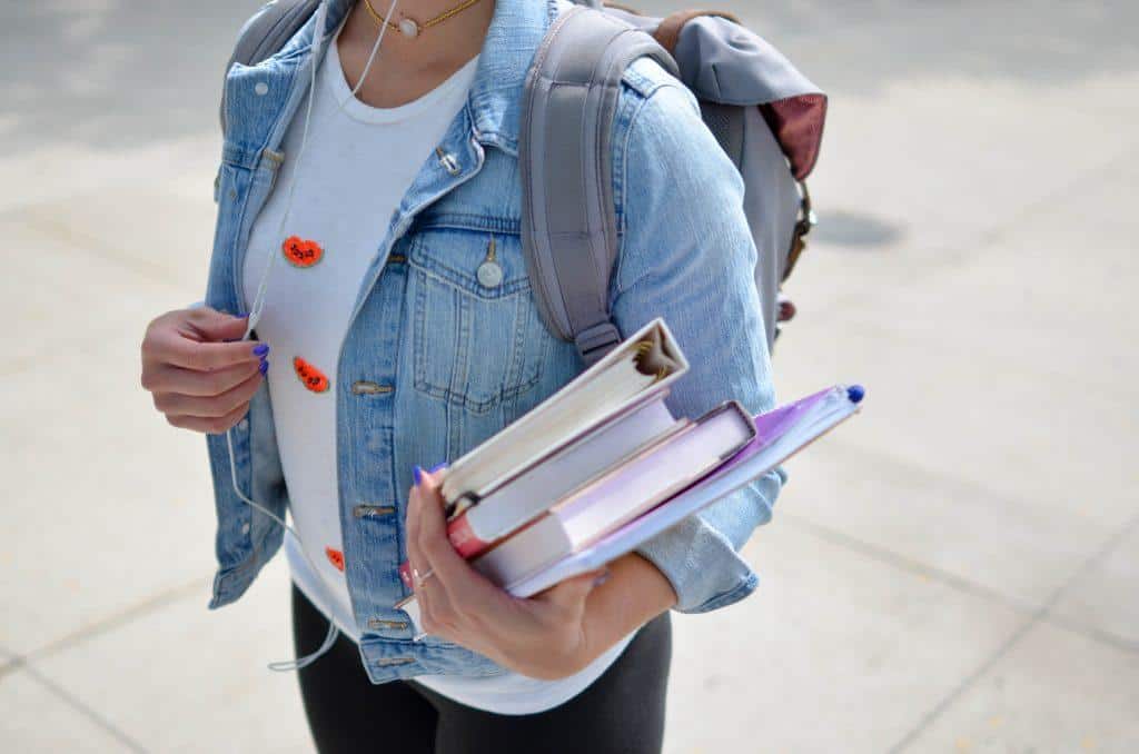 how to apply to college