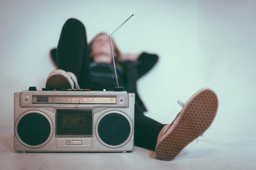 listen