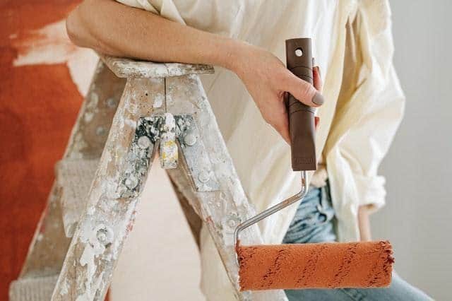 Clear out your possessions and speed up your home renovation project