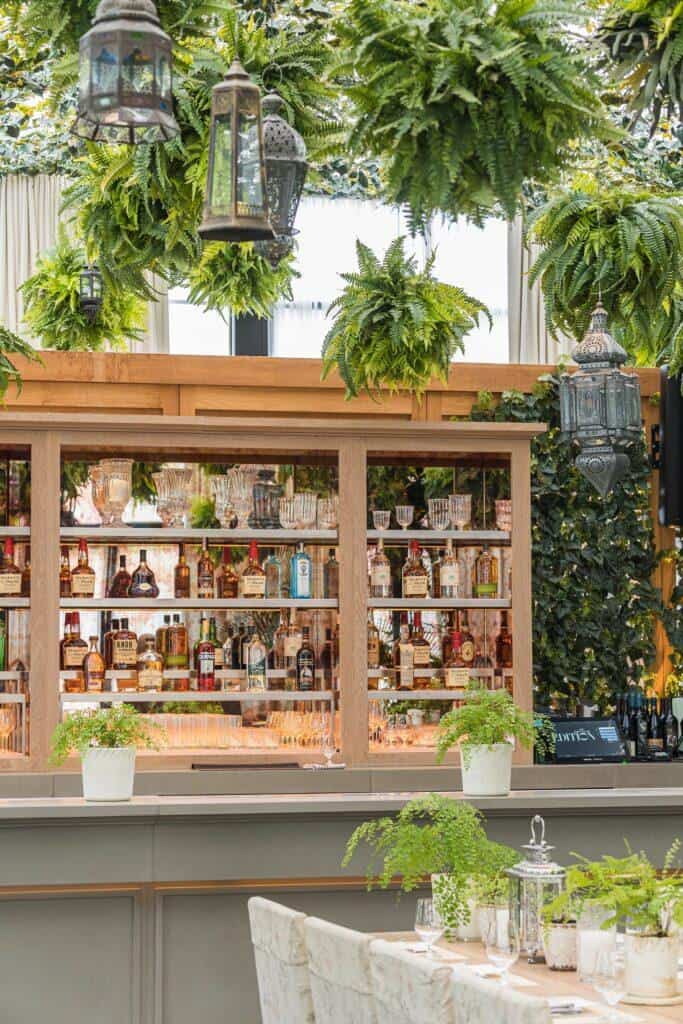 Breakfast Bar