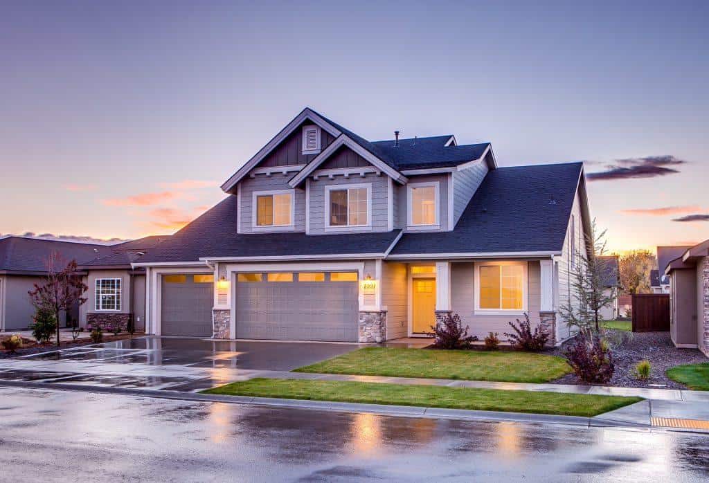 3 Easy Ways to Make Selling a House Less Stressful