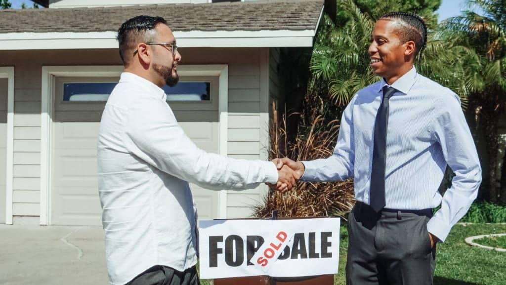 4 Ways To Support Family With Smart Property Deals