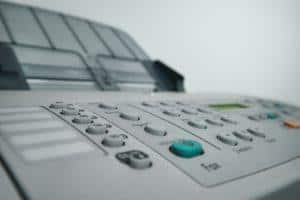 8 Benefits of Using Electronic Faxing Software Over a Fax Machine