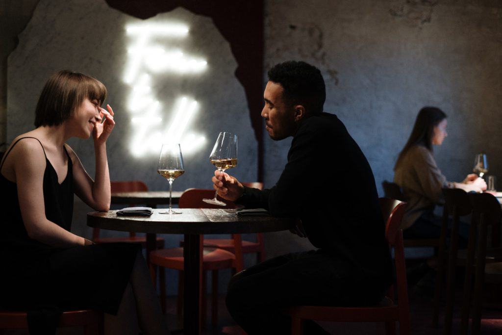 7 Modern Dating Rules You Should Probably Try To Follow