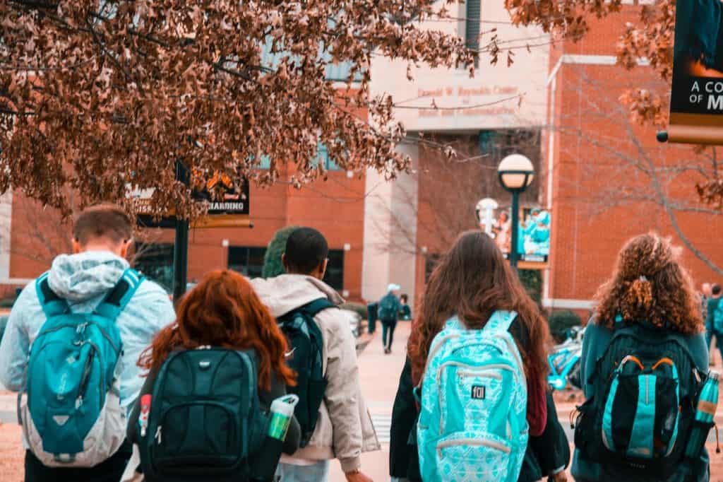 How to Find a College That Ticks All Your Teenager's Boxes