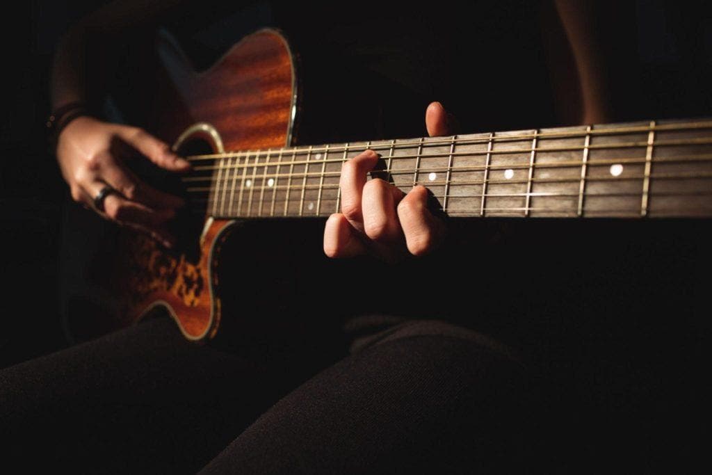 How To Pick The Best Guitar Strings