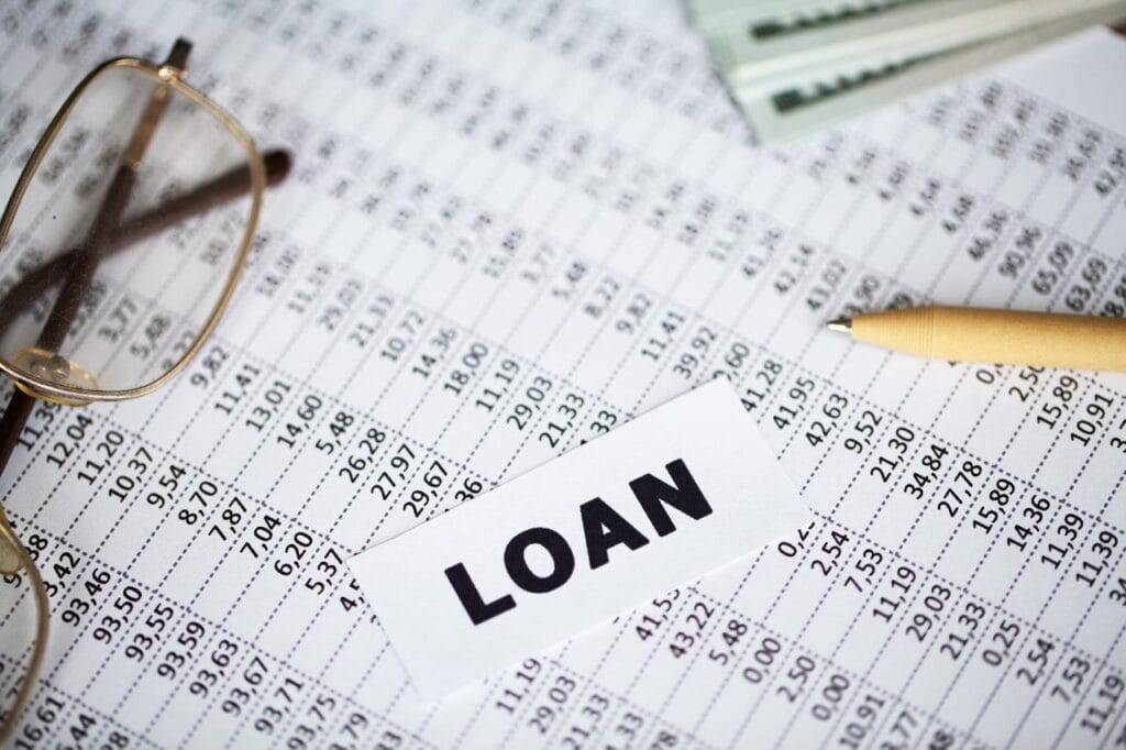 Illustration of loan rollover debt cycle