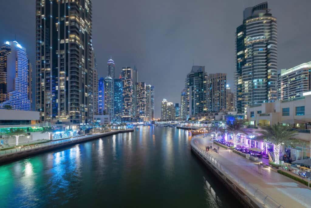 Dubai in December: Where Festive Luxury Meets Sunshine – Christmas Magic Under the Desert Sun