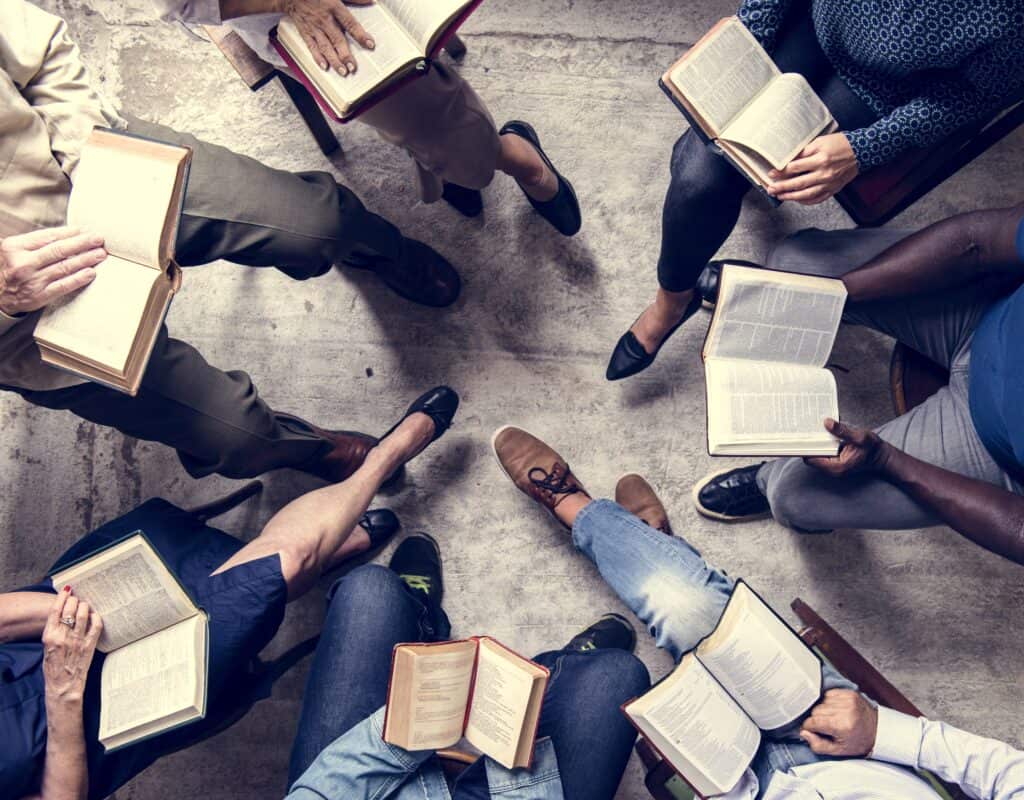 Book Club Hosting Tips That Will Make Everyone Want to Come Back